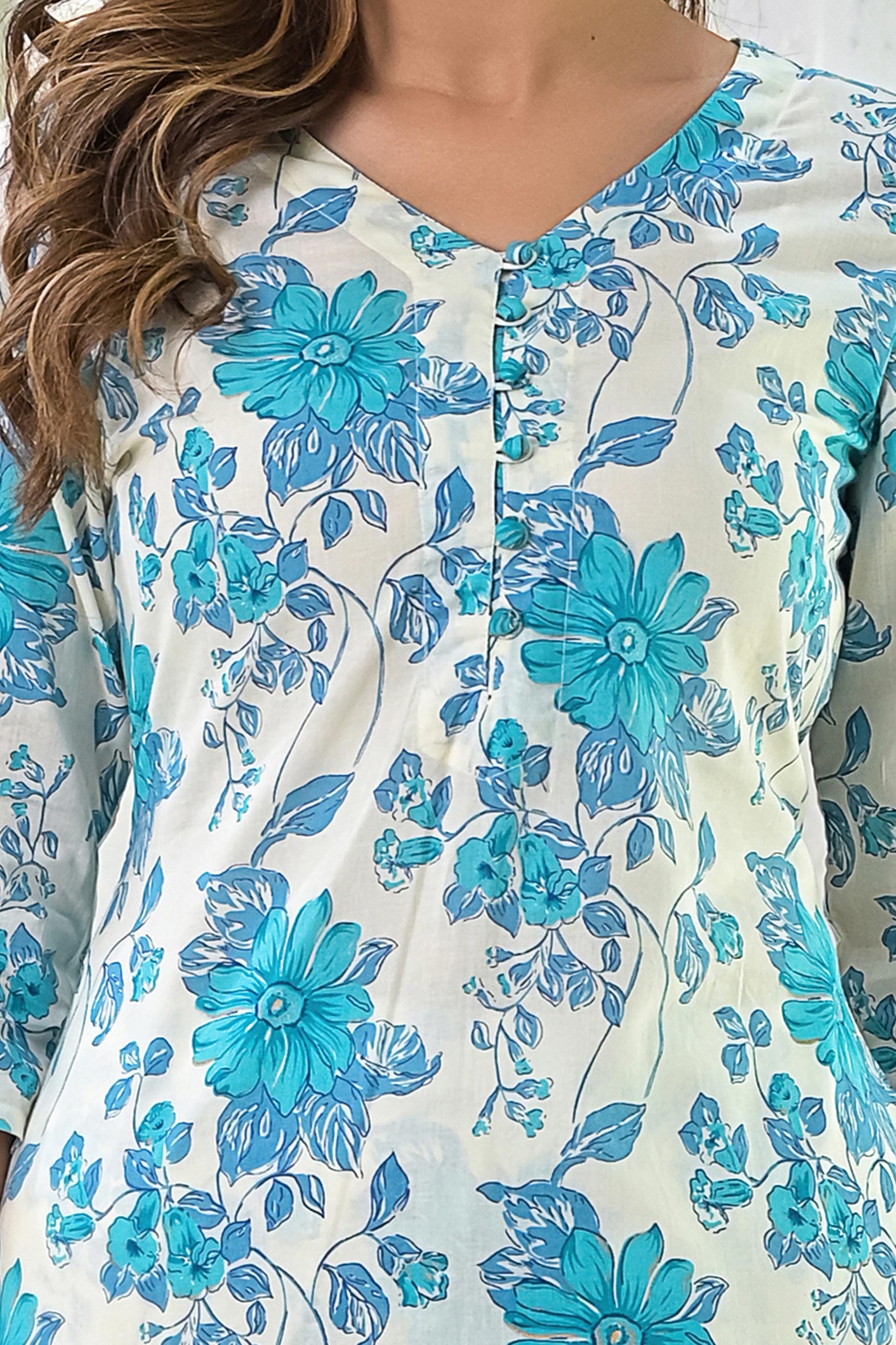 Off White Printed Cotton Kurta with Pants - Set of 2