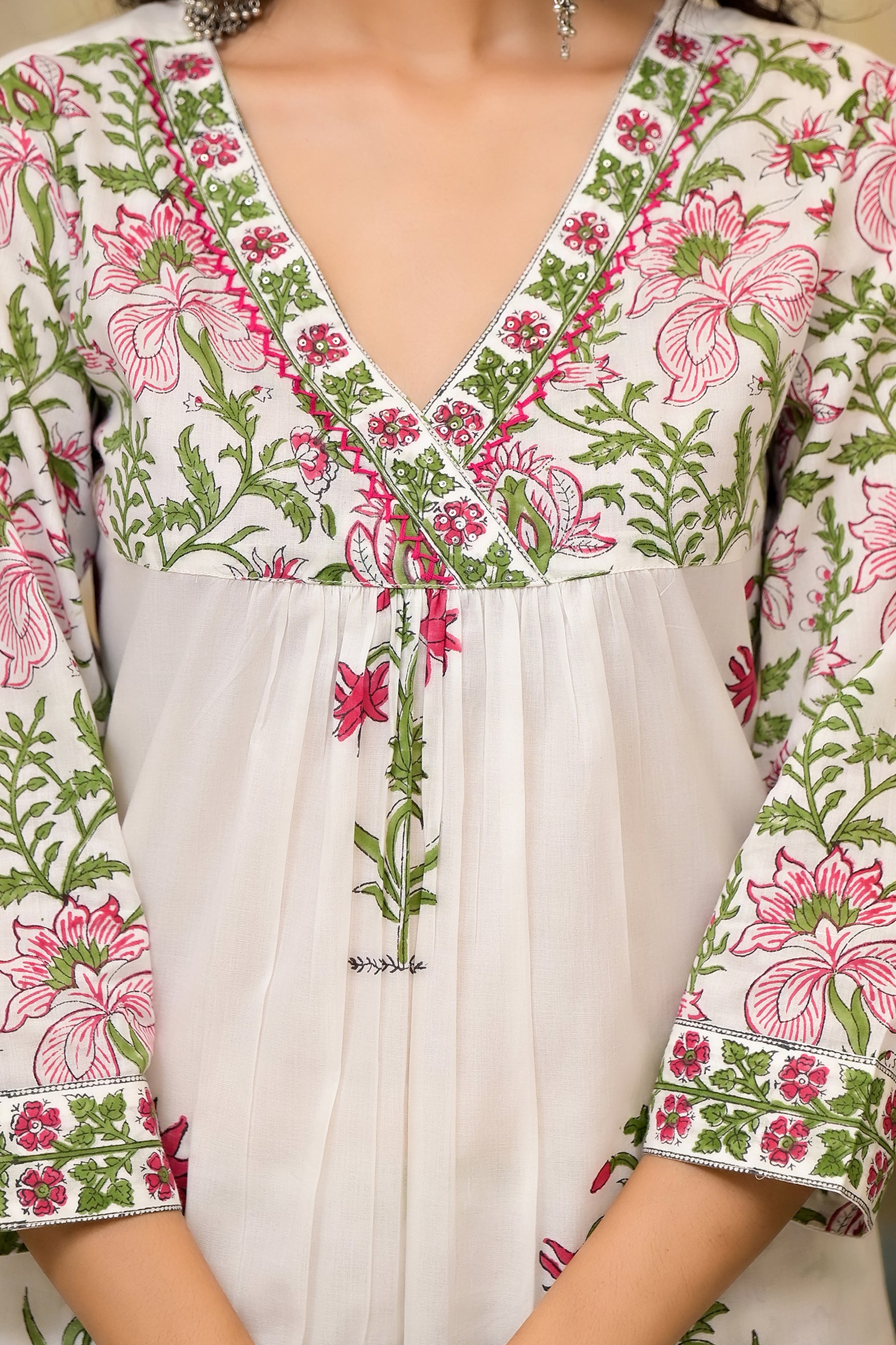 White Cotton Mughal Block Printed Kurta Pant Set