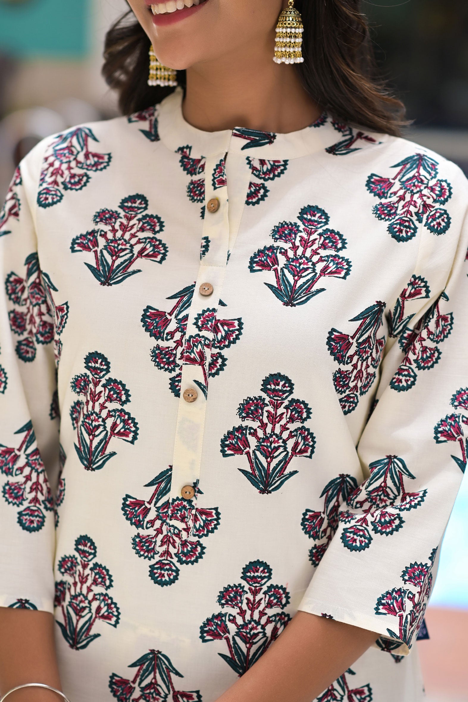 Off White Cotton Printed Kurta with Pant- Set of 2